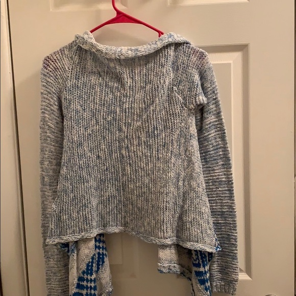 Sweater - Picture 2 of 2